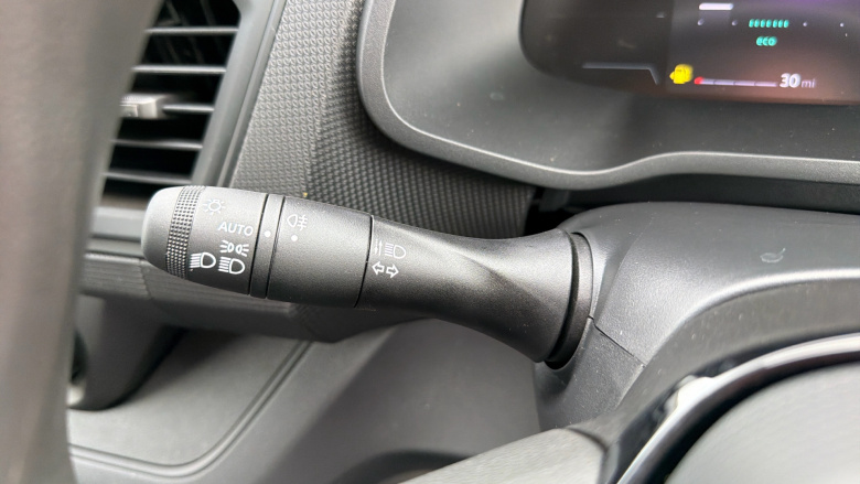 Renault Trafic Swb Diesel SL30 Blue dCi 130 Advance [Safety] Van